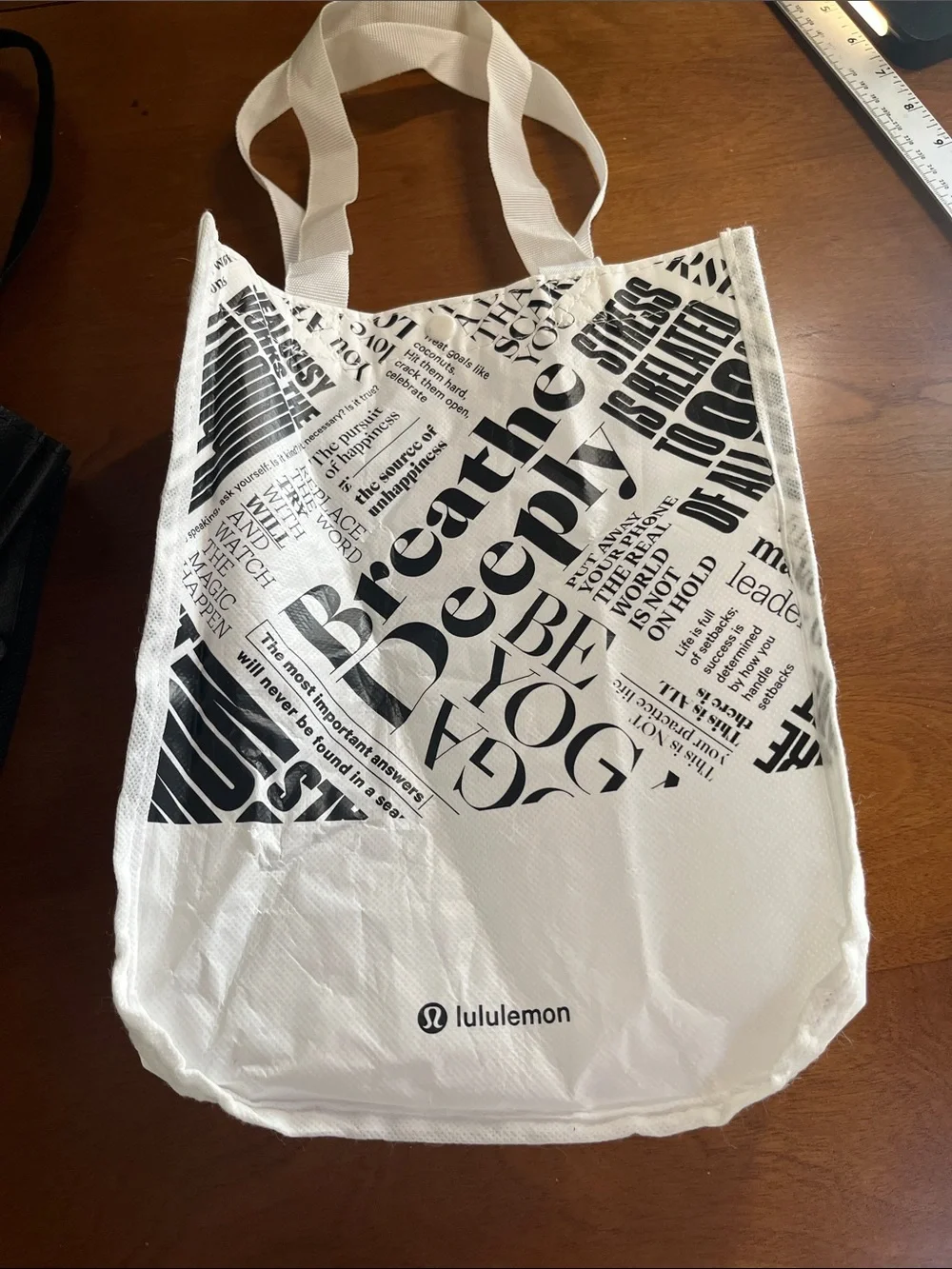 Lot of 4 Lululemon Reusable Tote Bag Set - White, Black & Red